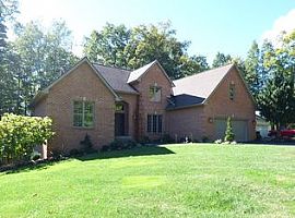 401 Barnstaple Dr, Daniels, Wv 25832 in Daniels, WV