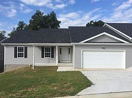 34 Quiet Way, Hurricane, Wv 25526 in Hurricane, WV