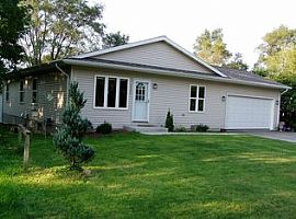 33333 Fairview Ct, Burlington, Wi 53105 in Burlington, WI (Photo 2 of 8)