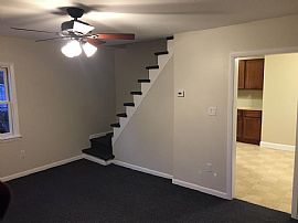 51 Botsford Ave, Milford, Ct 06460 3 Beds 1 Bath 900 Sqft in Milford, CT (Photo 2 of 4)