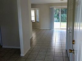 865 19th St Sw, Vero Beach, Fl 32962 in Vero Beach, FL (Photo 2 of 9)