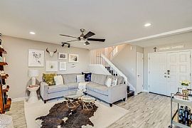 1811 N Ventura Ln, Tempe, Az 85281 3 Beds 2.5 Baths 1,528 Sqft in Tempe, AZ (Photo 2 of 7)