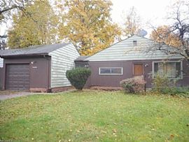 2bed 1.5 Bath  in South Euclid, OH