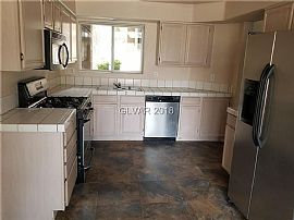 5405 La Patera Ln, Las Vegas, Nv 89149 2 Beds 2.5 Baths 1,421 S in Las Vegas, NV (Photo 7 of 12)