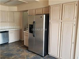 5405 La Patera Ln, Las Vegas, Nv 89149 2 Beds 2.5 Baths 1,421 S in Las Vegas, NV (Photo 8 of 12)