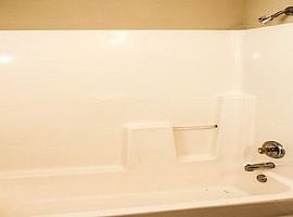 3bed 2 Bath in Carrollton, GA (Photo 5 of 5)