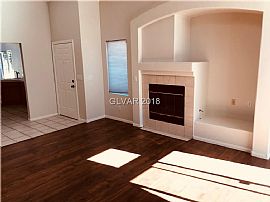 10505 Shadowland Ave, Las Vegas, Nv 89144 2 Beds 2 Baths 1,315  in Las Vegas, NV (Photo 5 of 12)