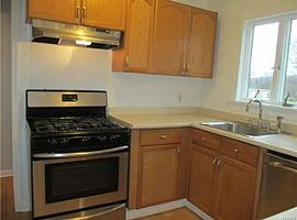 2 Beds 1 Bath in Verplanck, NY (Photo 2 of 5)