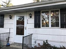 3 Beds 1 Bath in Hurley, NY (Photo 4 of 4)