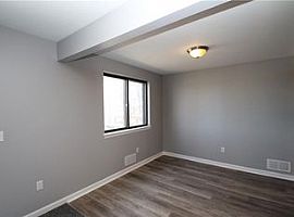 3 Beds 1.5 Baths in Fairport, NY (Photo 6 of 8)