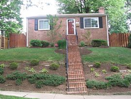 Great Location in Kensington in Kensington, MD