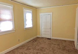 1415 Saint James Ct # Carriage, Louisville, Ky     2 Beds 1 Bat in Louisville, KY (Photo 8 of 8)