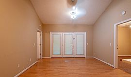 Charming 2 Bedroom  in Auburn, AL (Photo 3 of 8)