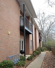 Charming 2 Bedroom  in Auburn, AL (Photo 8 of 8)