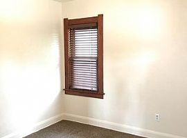 2bed 1 Bath in Toledo, OH (Photo 4 of 4)