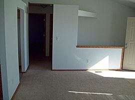 4bed 2 Bath in Haysville, KS (Photo 2 of 4)
