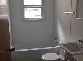 2bed 1 Bath in Junction City, KS (Photo 4 of 5)