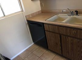 99 N Cooper Rd, Chandler, Az 85225 in Chandler, AZ (Photo 9 of 12)