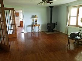 Larsen Rd Neenah, Wi 54956 in Neenah, WI (Photo 3 of 12)