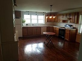 Larsen Rd Neenah, Wi 54956 in Neenah, WI (Photo 6 of 12)