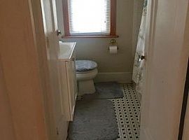 2561 N 75th St, Wauwatosa, Wi 53213 in Wauwatosa, WI (Photo 7 of 7)