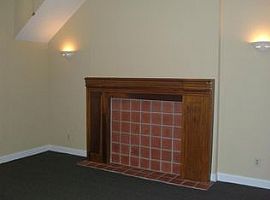 2 Beds 2.5 Baths in Cincinnati, OH (Photo 3 of 9)