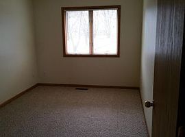 1277 Rudy St, Onalaska, Wi 54650 in Onalaska, WI (Photo 5 of 12)