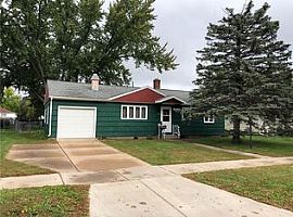 1826 Hopkins Ave, Eau Claire, Wi 54701 in Eau Claire, WI