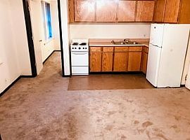 Studio 1 Bath in Chicago, IL (Photo 3 of 3)