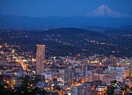 Attracting 2 Bedroom Apartment in Portland, OR (Photo 11 of 12)