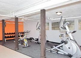 Attracting 2 Bedroom Apartment in Portland, OR (Photo 6 of 12)