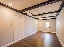 4 Beds 2 Baths 1,553 Sqft in Austin, TX (Photo 9 of 12)