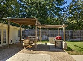 3 Beds 2 Baths 1,879 Sqft in Fort Worth, TX (Photo 4 of 12)