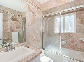 4 Beds 3 Baths 4,000 Sqft in East Hampton, NY (Photo 9 of 12)