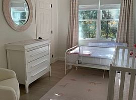 4 Beds 3 Baths 2,000 Sqft in Southampton, NY (Photo 10 of 11)