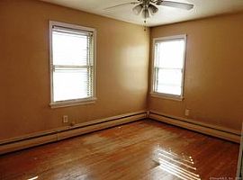 181 Bennett Ave, Waterbury, Ct 06708 in Waterbury, CT (Photo 3 of 11)