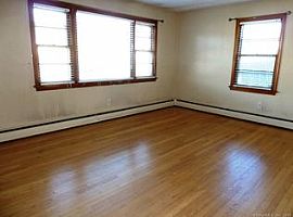 181 Bennett Ave, Waterbury, Ct 06708 in Waterbury, CT (Photo 5 of 11)