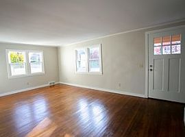 92 Spring St, Torrington, Ct 06790 in Torrington, CT (Photo 4 of 12)