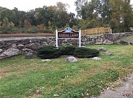 87 Deepwood Dr, Lebanon, Ct 06249 in Lebanon, CT (Photo 8 of 8)