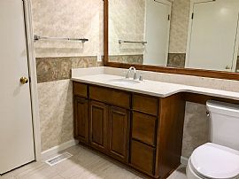 2614 N Executive Way Apt 103, Wichita, Ks      2 Beds 2 Baths in Wichita, KS (Photo 5 of 9)