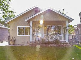 Single Family Home with Apartment Price.  in Pasadena, CA (Photo 5 of 10)