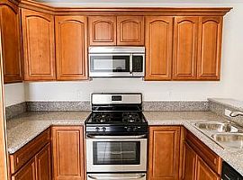 Single Family Home with Apartment Price.  in Pasadena, CA (Photo 7 of 10)