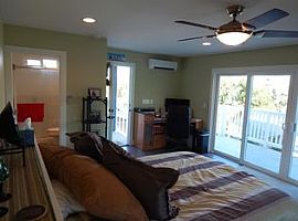 Charming House  in San Diego, CA (Photo 2 of 8)