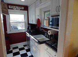 Charming House  in San Diego, CA (Photo 7 of 8)