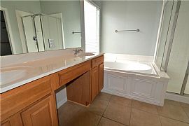 4917 Rushden Rd, Mckinney, Tx   3 Beds 2 Baths in Mc Kinney, TX (Photo 5 of 9)