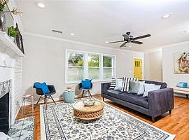 3 Beds 2 Baths 1,700 Sqft in Atlanta, GA (Photo 2 of 8)