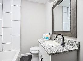 3 Beds 2 Baths 1,700 Sqft in Atlanta, GA (Photo 8 of 8)