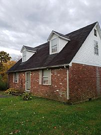 111 Schenkelwood Dr, Frankfort, Ky   4 Beds 2 Baths in Frankfort, KY