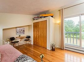 5 Beds 3.5 Baths in Lexington, MA (Photo 6 of 6)