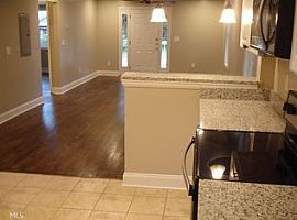 $185,000 in Atlanta, GA (Photo 10 of 12)